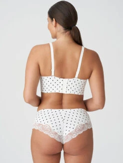 PrimaDonna Madison Plunge Bra 7 PrimaDonna Madison Plunge Bra -Chantelle Sales Store 0262126MadisonDeepPlungeBra0562127MadisonHotpantsCocoClassicBackEdited