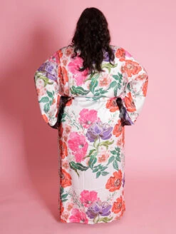 Kilo Brava The Satin Maxi Robe 6 Kilo Brava The Satin Maxi Robe -Chantelle Sales Store 17015TheSatinMaxiRobeFloralPrintBackEdit