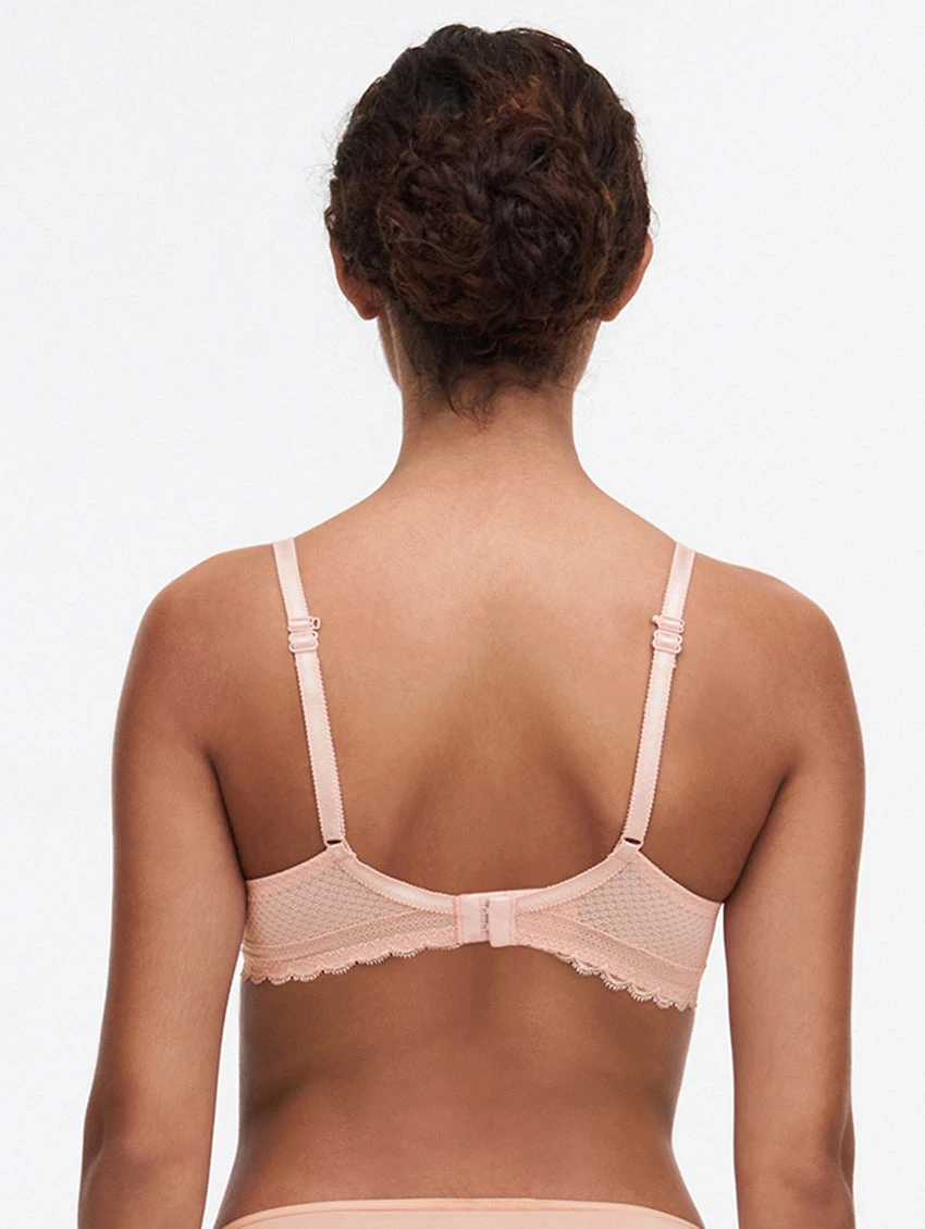 Chantelle Parisian Allure Plunge T-Shirt Bra 3 Chantelle Parisian Allure Plunge T-Shirt Bra - Image 3