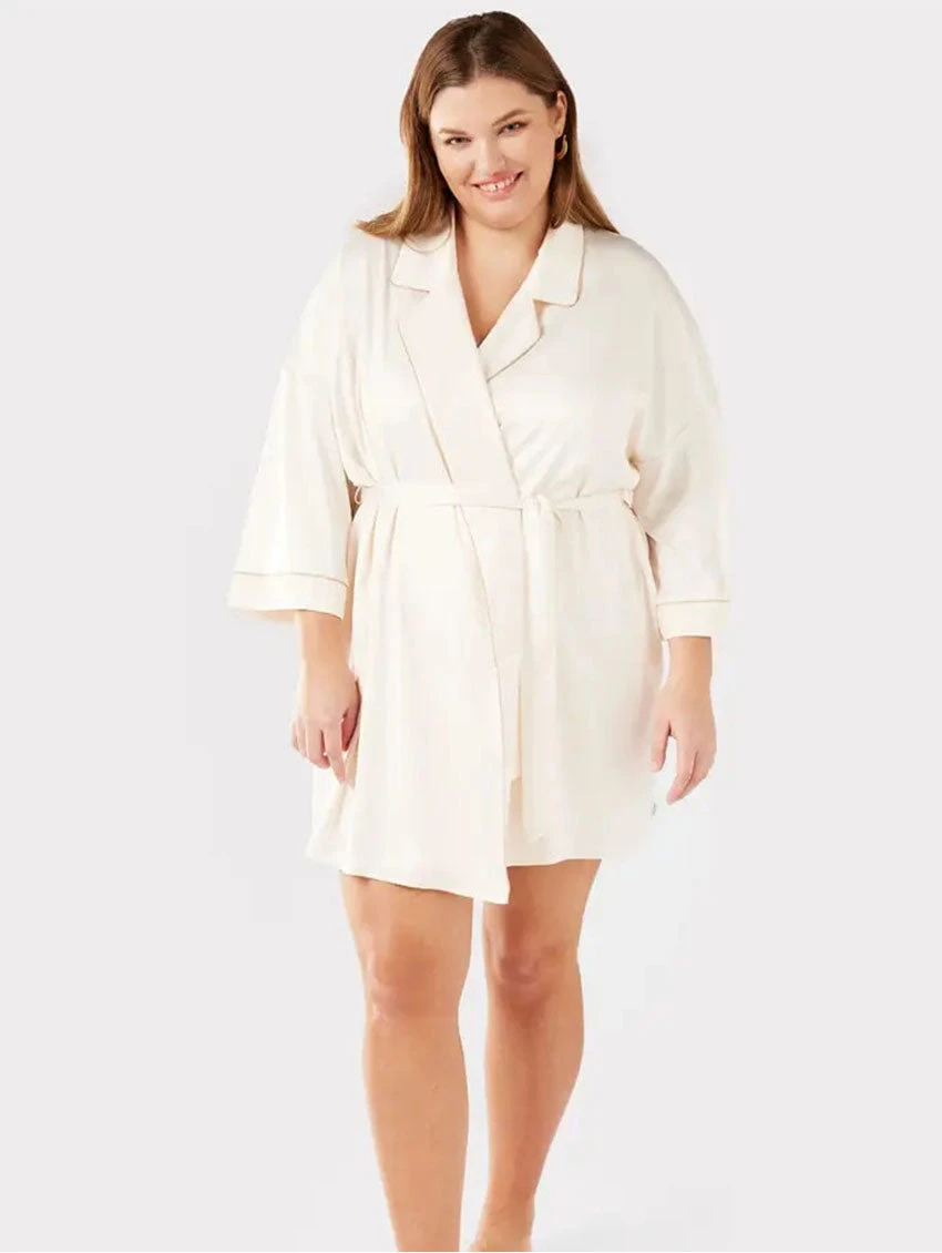 Chelsea Peers Satin Robe 1 Chelsea Peers Satin Robe