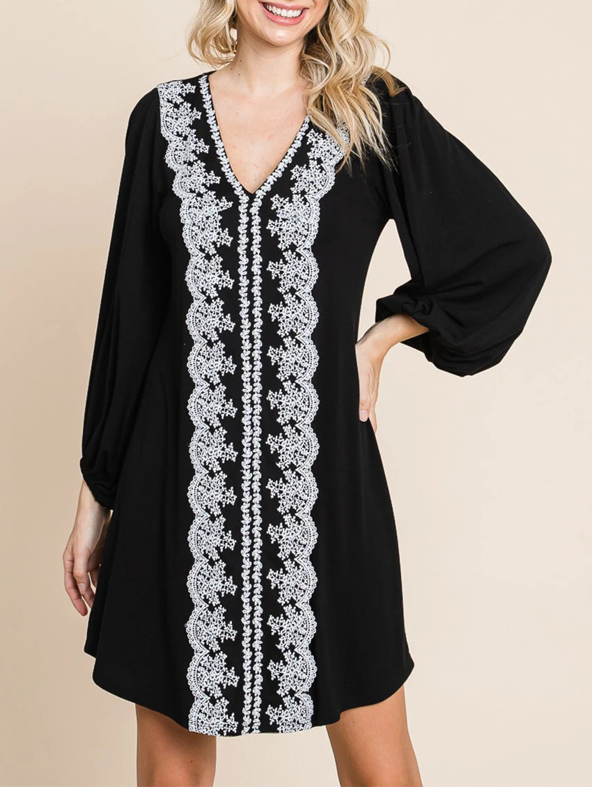 Emerald Hattie V-Neck Lace Dress 5 Emerald Hattie V-Neck Lace Dress - Image 5