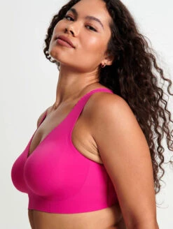 Evelyn & Bobbie The Evelyn Bra 6 Evelyn & Bobbie The Evelyn Bra -Chantelle Sales Store EvelynandBobbieTheEvelynBraPinkFuchsiaSide