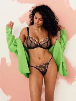 Freya Loveland Plunge Bra 9 Freya Loveland Plunge Bra -Chantelle Sales Store FreyaLovelandPlungeBraAA401002andGstringAA401070Fashion