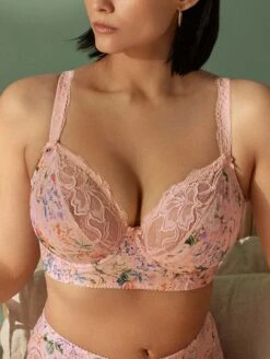PrimaDonna Madison Plunge Bra 6 PrimaDonna Madison Plunge Bra -Chantelle Sales Store primadonnaMadisonPlungeFront0262126PINKDIAMOND